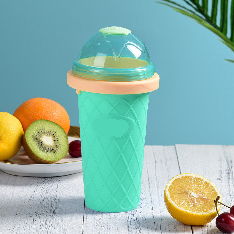 Magic Slushy Cup – Gör din egen slush på bara några sekunder!