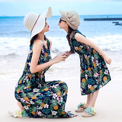 Matchande strandklänningar för mamma & dotter – semesterfavoriten!