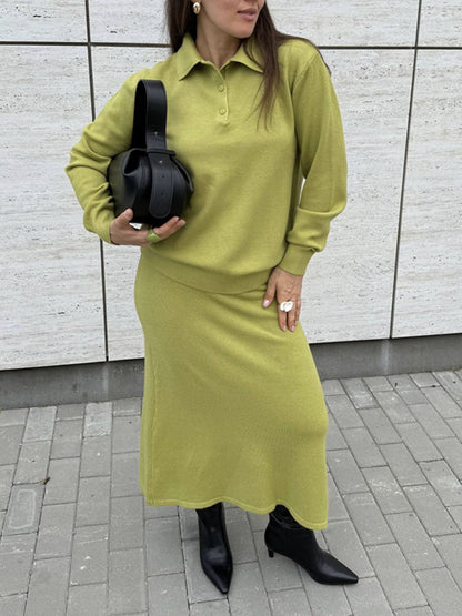 Mjukt set för dam med öppen krage i grönt – matchande topp och kjol