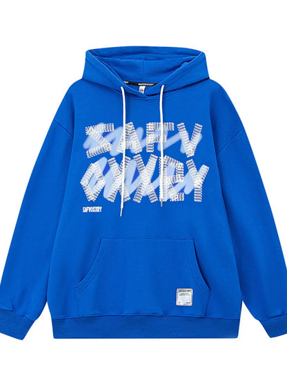 Herrhoodie i mörkgrå bomull med grafiskt bokstavstryck och dragsko i huvan