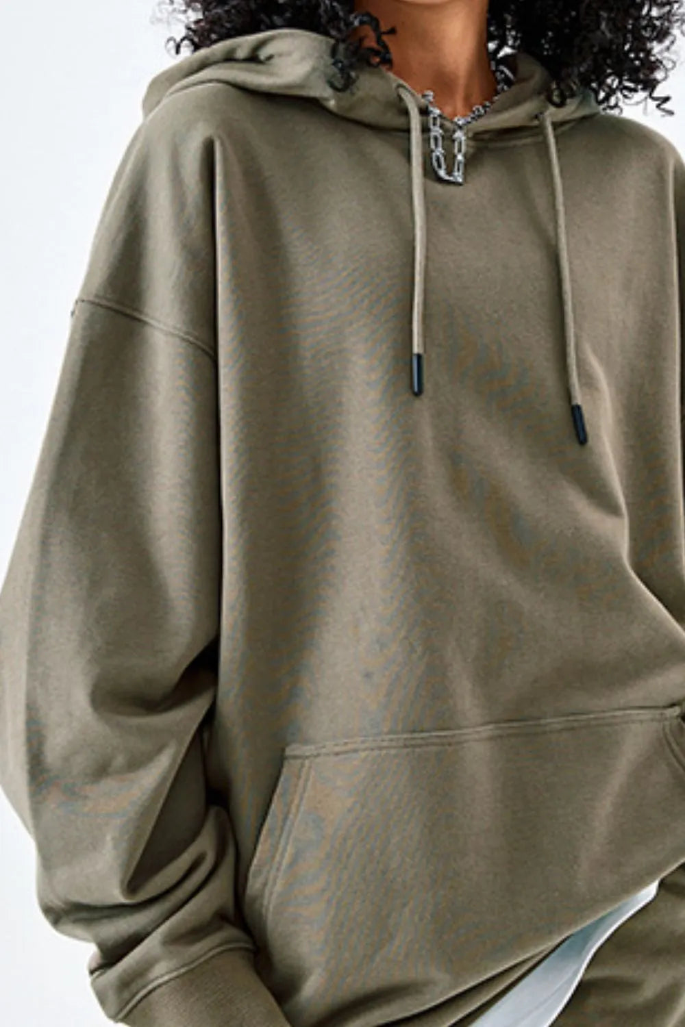 Hoodie med känguruficka och dragsko för herr – bekväm oversized tröja i flera härliga färger