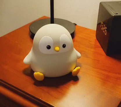 Pingvinlampan som lyser i natten – trygg kompis vid läggdags